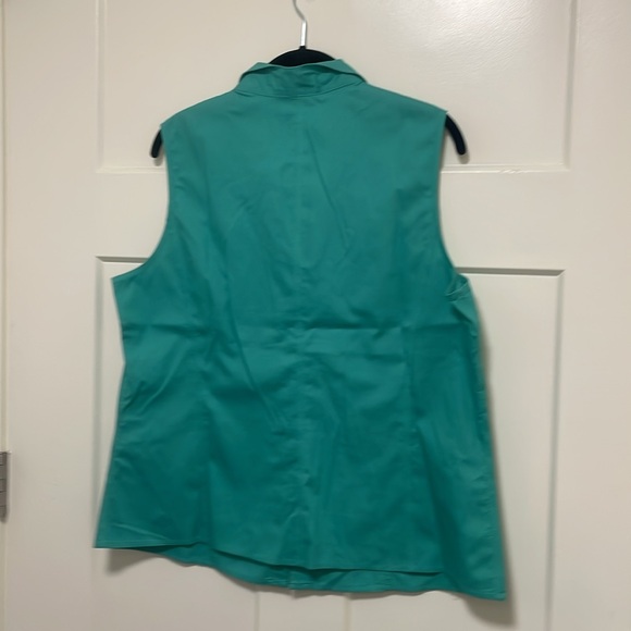 $6 three top bundle. Jones New York Signature blouses. - Picture 8 of 9